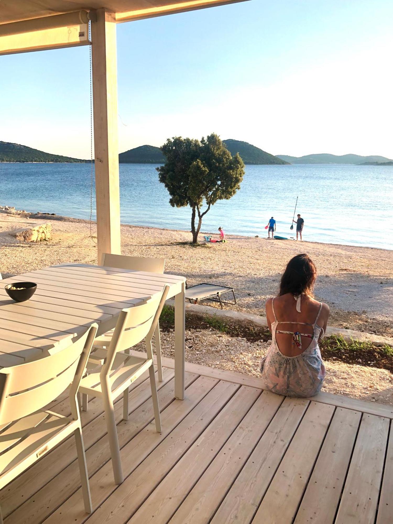 Buqez Eco Resort - Beachfront 20 & House 42 Drage Exterior photo